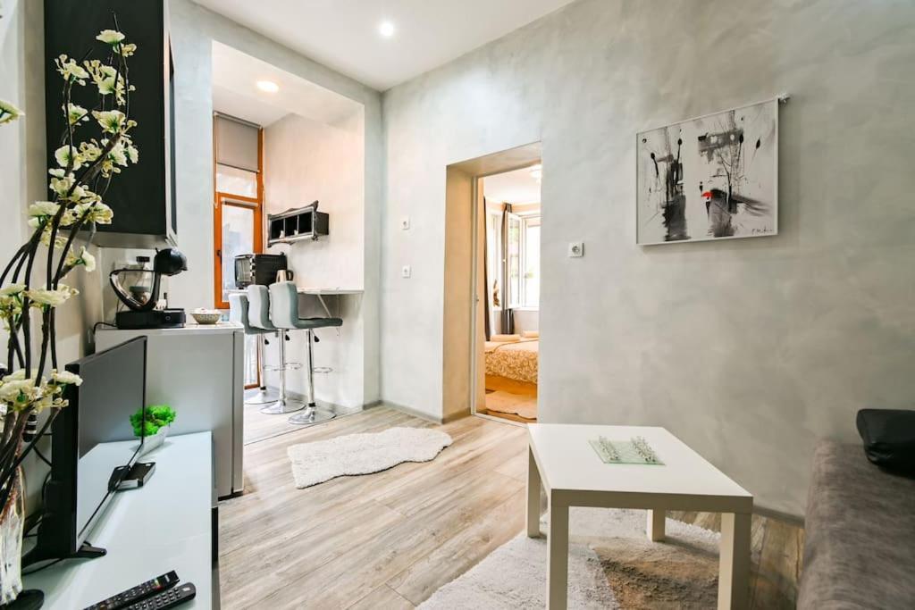 Velar 1Bdr Apartment Sofia Exterior foto