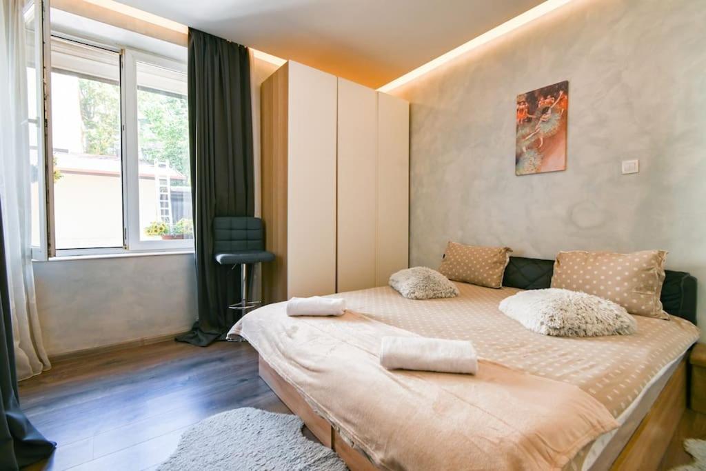 Velar 1Bdr Apartment Sofia Exterior foto